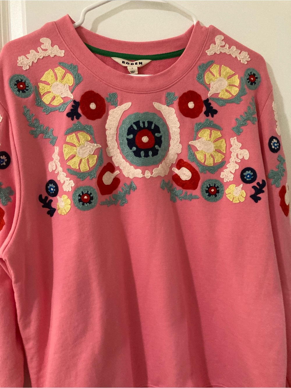 NWOT Boden Crewneck Terry Embroidered Sweatshirt - Picture 5 of 10